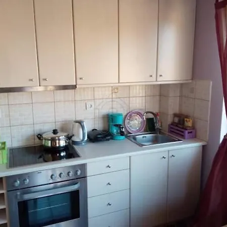 Lux 3 ατόμων,με μεγάλη βεράντα & απεριόριστη θέα Apartment *
